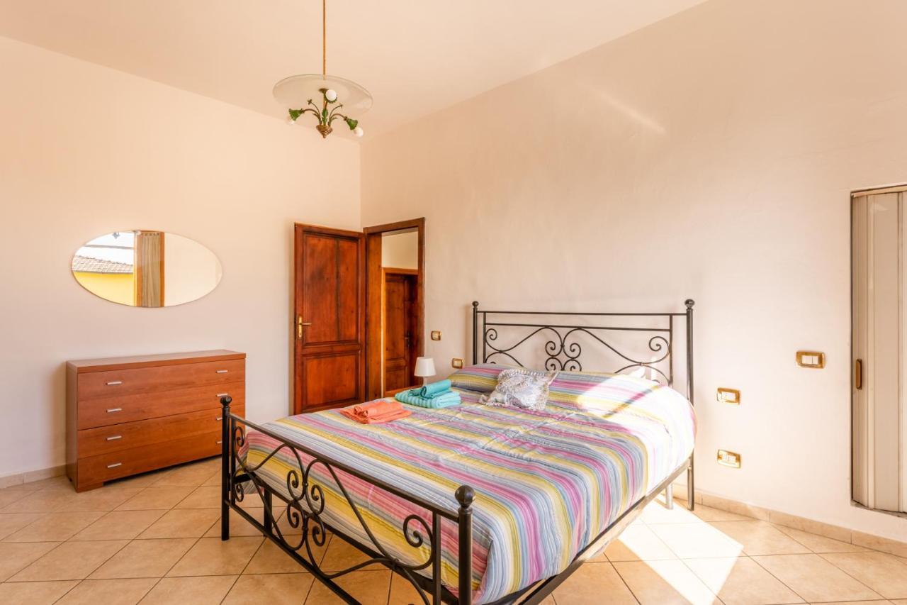 Enza'S Petite Maison Santa Croce sull'Arno Bagian luar foto